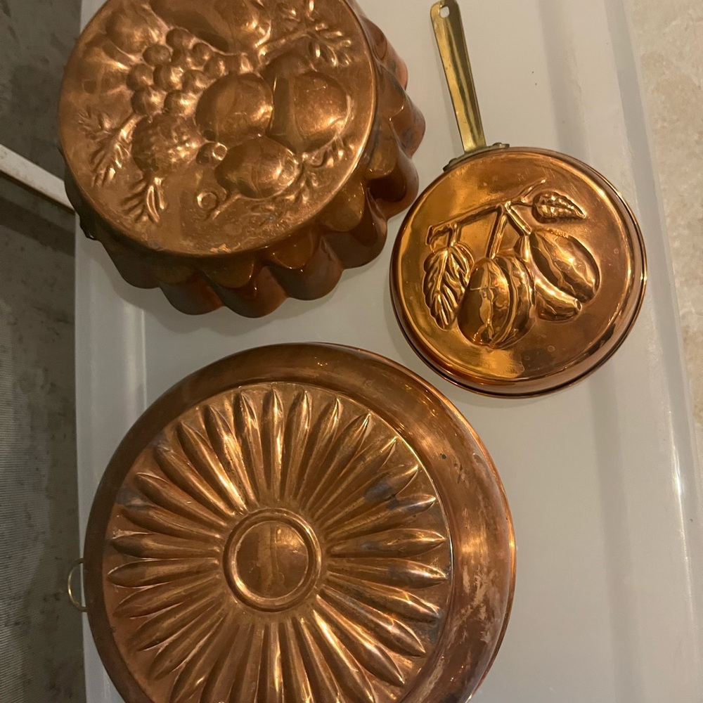 Old Dutch International Copper vintage molds